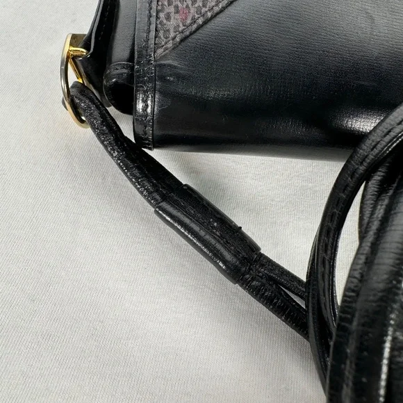YSL Vintage Crossbody - Picture 16 of 16